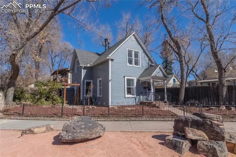 810 W Pikes Peak AVE, Colorado Springs, CO 80905