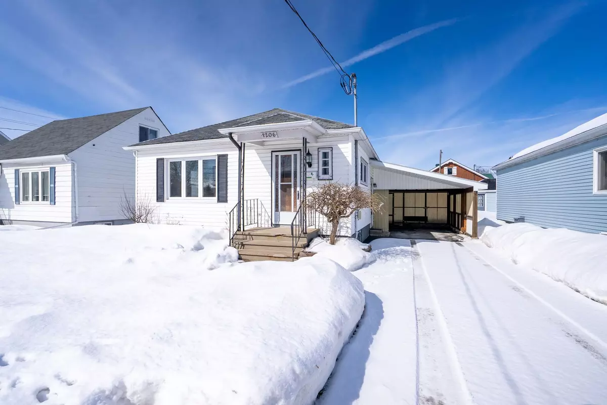 Cornwall, ON K6H 2B4,1206 2nd ST E