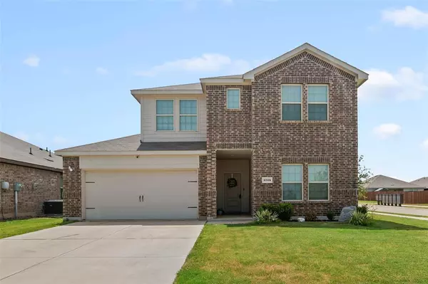 2729 Royal Acres Drive, Denton, TX 76209