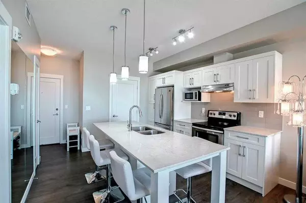 Calgary, AB T2X 4L2,20 Walgrove WALK Southeast #414