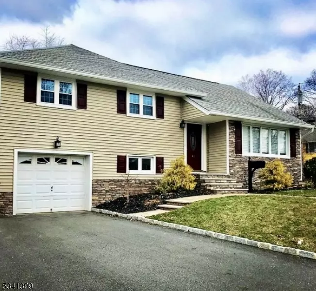 46 Haddenfield Rd, Clifton City, NJ 07013