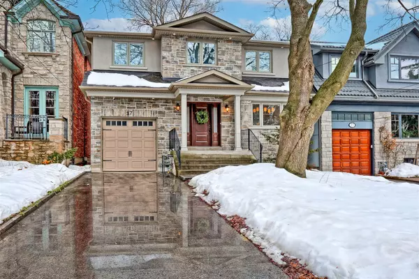 17 Worthington CRES, Toronto W01, ON M6S 3P5