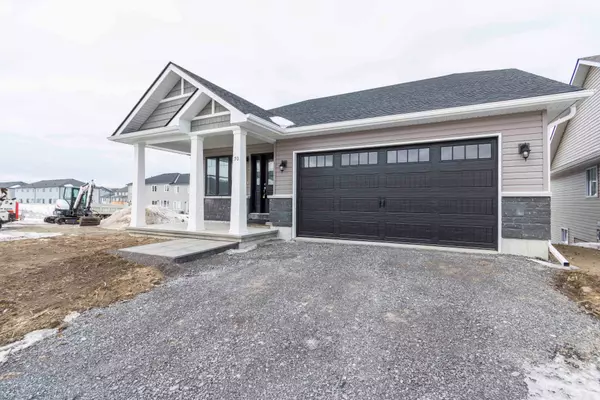 Prince Edward County, ON K0K 2T0,70 Stirling CRES