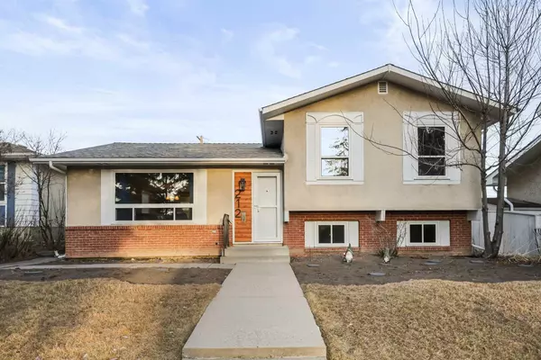 212 68 AVE Northeast, Calgary, AB T2K 0M7