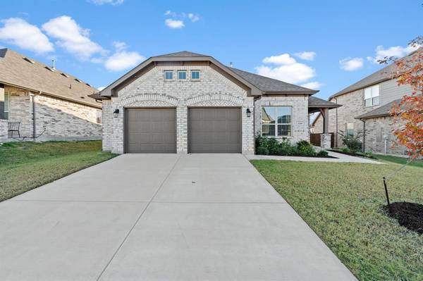 2249 Burning Bush Lane, Waxahachie, TX 75167