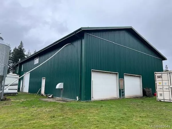 7318 Island Hwy, Merville, BC V0R 2M0