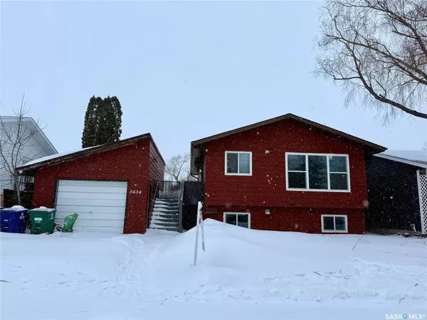 3434 33rd STREET W, Saskatoon, SK S7L 6C9