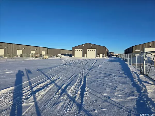 Pilot Butte, SK S4L 1C6,2-4B Ratner STREET