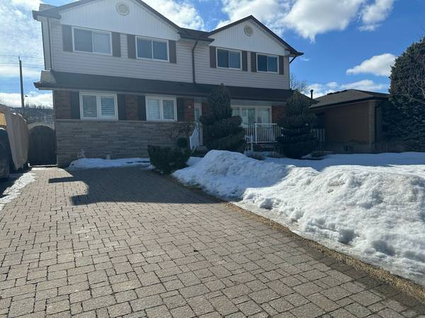 6 Winthrop PL #Lower, Hamilton, ON L8G 3M3