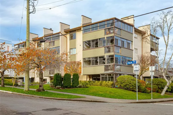 920 Park Blvd #303, Victoria, BC V8V 2T3