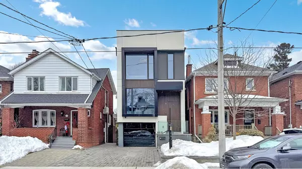 116 Deloraine AVE, Toronto C04, ON M5M 2A9