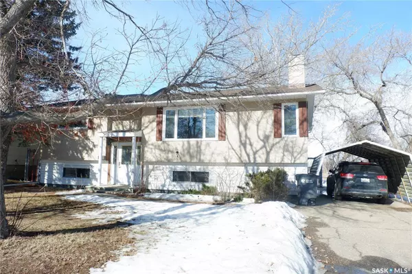 Assiniboia, SK S0H 0B0,529 6th AVENUE E