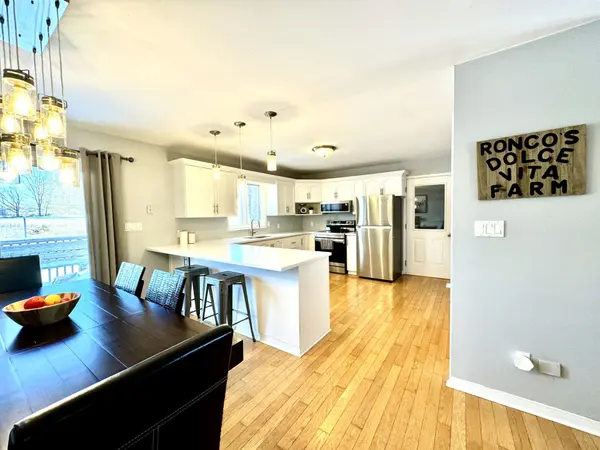 Stirling-rawdon, ON K0K 1M0,61 Spry RD S