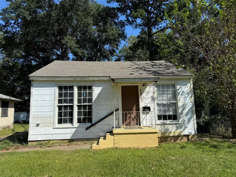 5203 Bienville Avenue, Shreveport, LA 71108