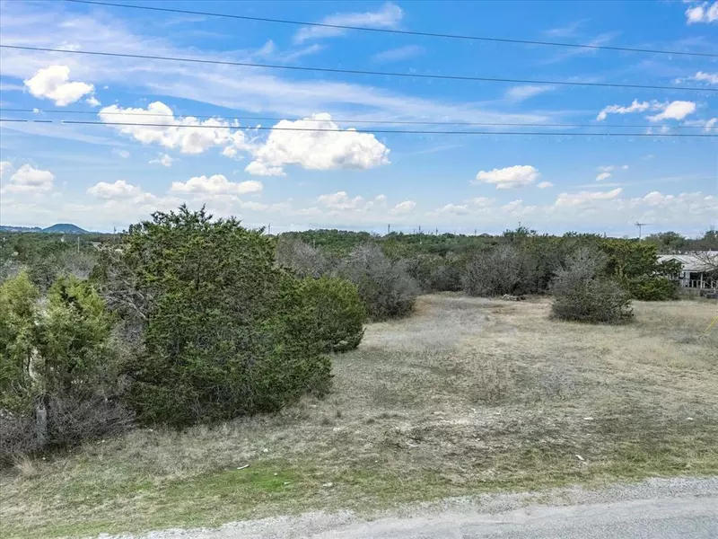 1005 Thicket Trail, Granbury, TX 76048