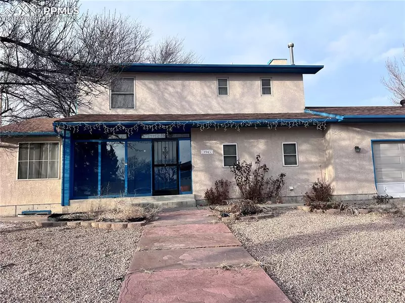 3945 Sheffield LN, Pueblo, CO 81005