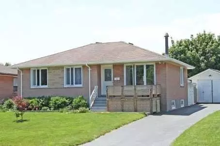 Brampton, ON L6X 1Z3,7 Kingsmere CRES