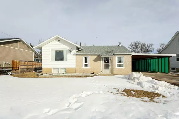 169 Harker AVE West, Magrath, AB T0K1J0