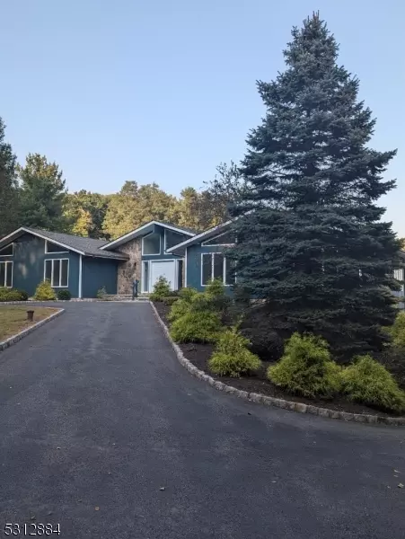 44 Perryville Rd, Union Twp., NJ 08867