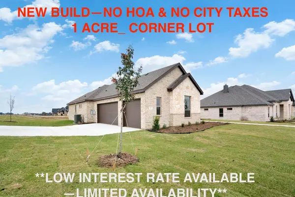 195 Coalson Crossing, Azle, TX 76020