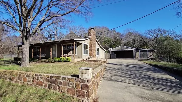 487 Cedar Bayou Boulevard, Gordonville, TX 76245