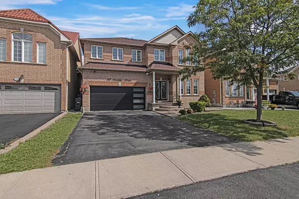 13 Perkins DR, Brampton, ON L7A 3W2