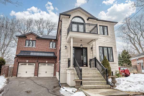 84 Enfield AVE #Upper Unit B, Toronto W06, ON M8W 1T9