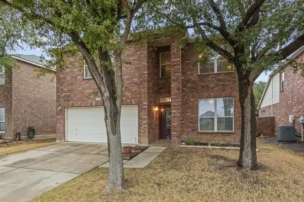 Denton, TX 76208,6117 Photinia Avenue