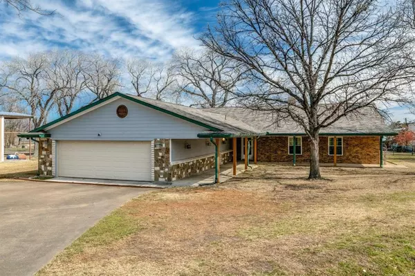 11484 Moran Road, Azle, TX 76020