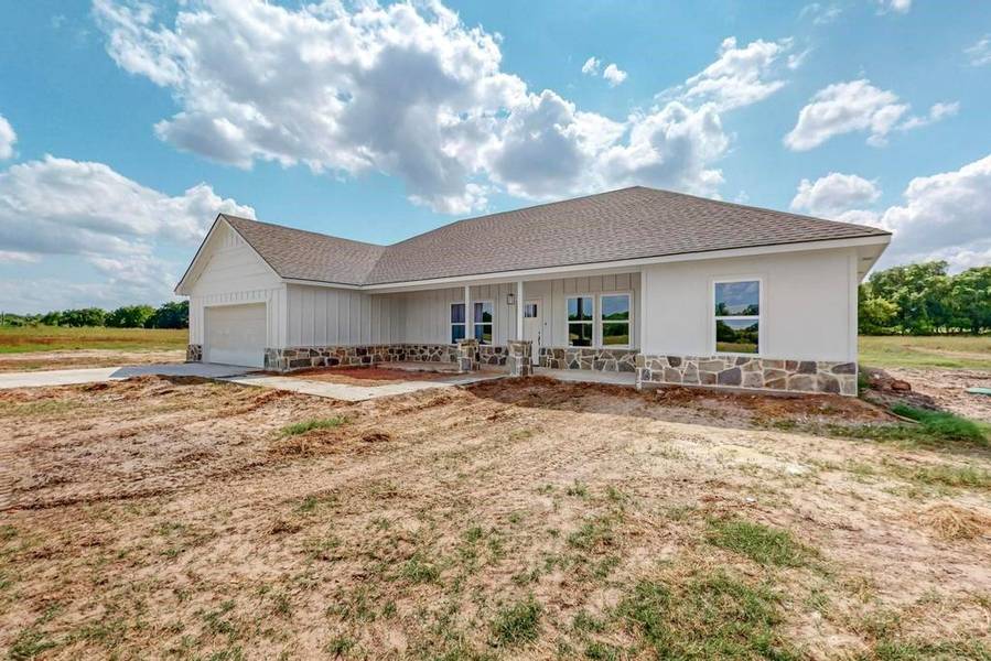 1205 E Gibtown Road, Poolville, TX 76487