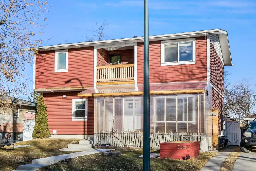 7220 24 ST Southeast, Calgary, AB T2C 0Y5