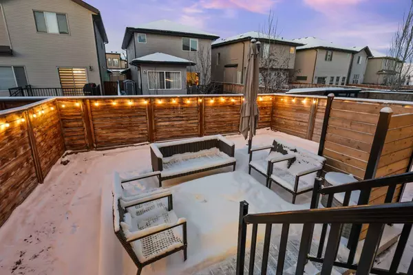 165 Walden PARK Southeast, Calgary, AB T2X 0Z1