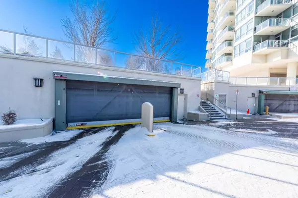 Calgary, AB T3C 3X6,77 Spruce PL Southwest #406