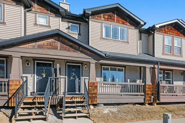 51 Panatella PARK Northwest, Calgary, AB T3K6L5