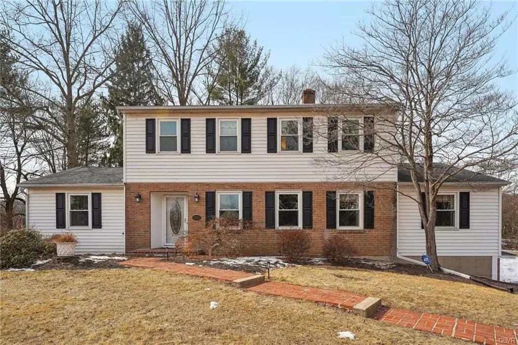 Upper Saucon Twp, PA 18036,5521 Mountain Drive