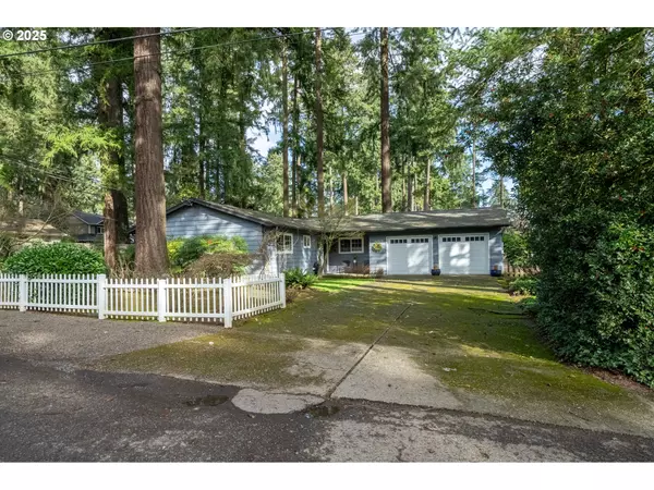 Lake Oswego, OR 97035,16808 SW INVERURIE RD