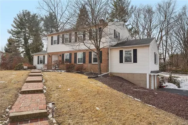 Upper Saucon Twp, PA 18036,5521 Mountain Drive