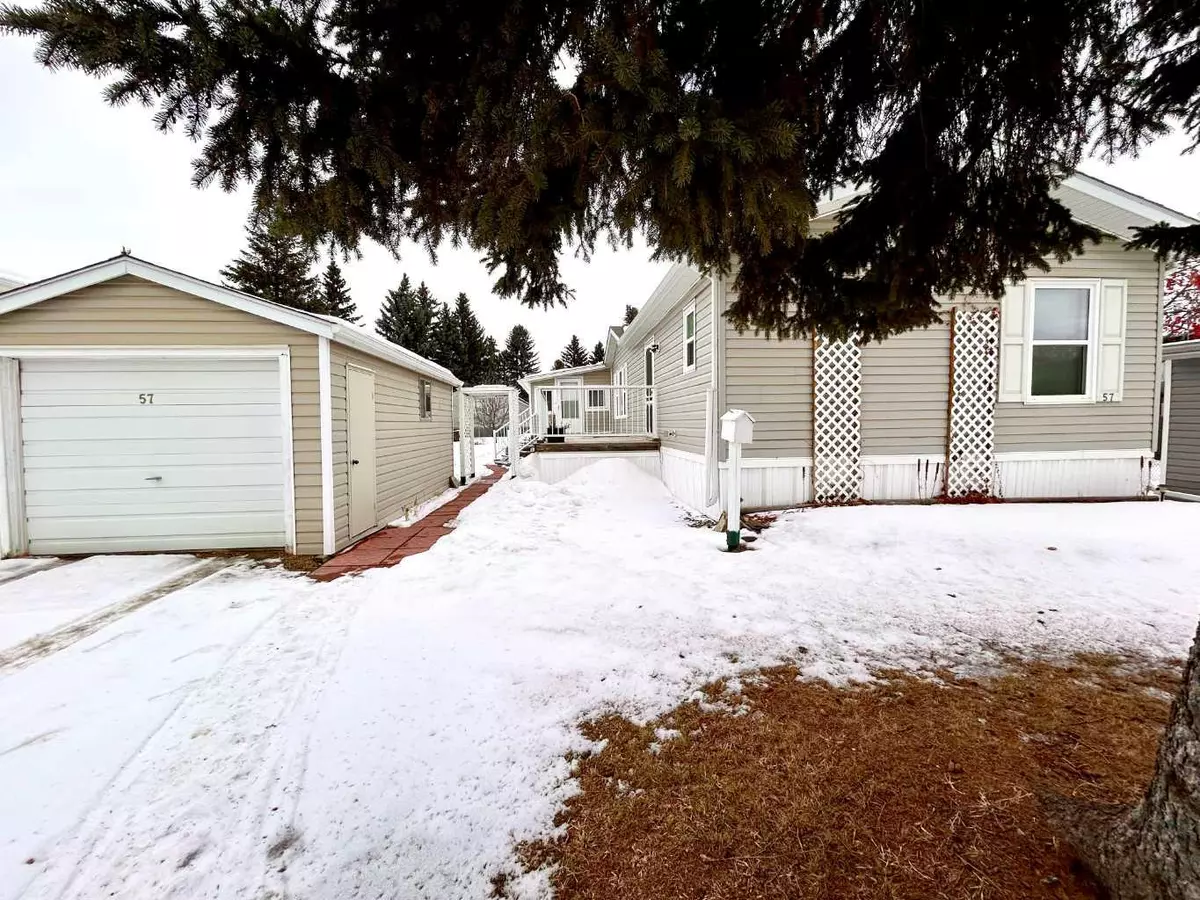 Ponoka, AB T4J1M5,6205 54 Street #57