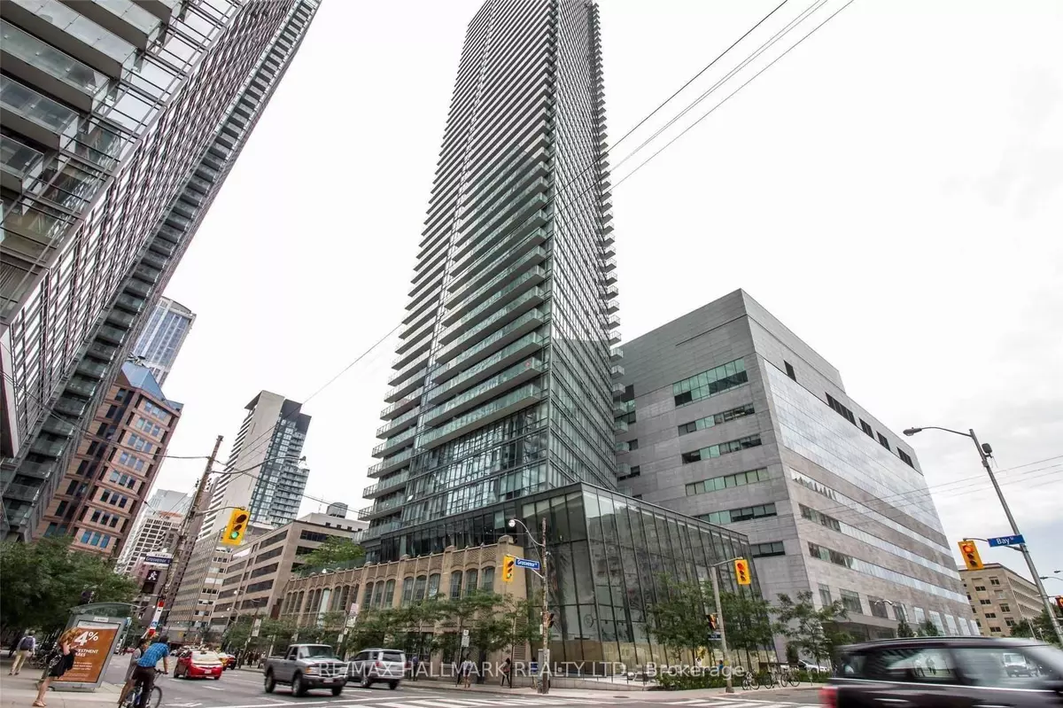 Toronto C01, ON M5S 1Z6,832 Bay ST #5001