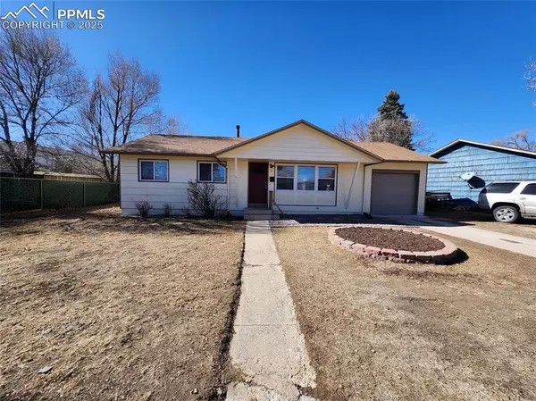 6 Lawrence AVE, Colorado Springs, CO 80909