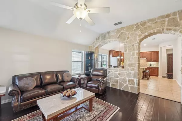 2209 Gregory Creek Drive, Little Elm, TX 75068