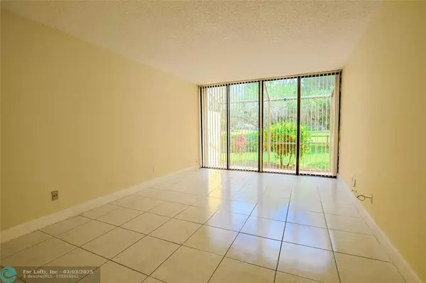 Pembroke Pines, FL 33026,1341 E Golfview Dr  #1341