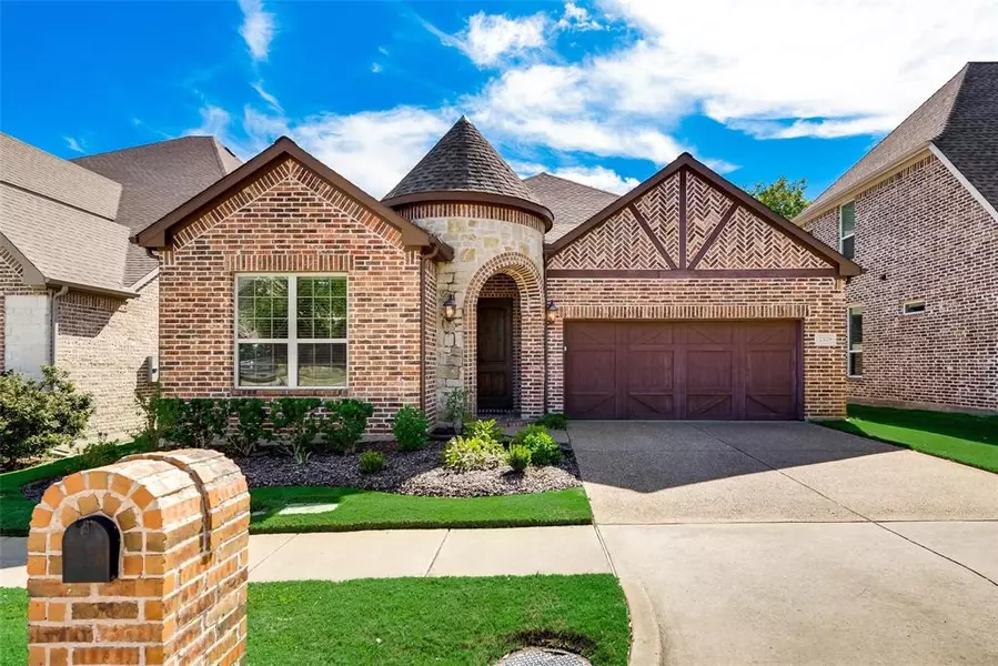 2329 Chadwick Lane, Garland, TX 75044