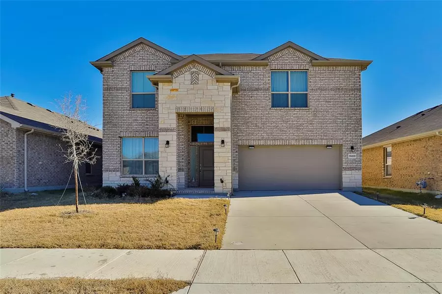 15820 Culford Lane, Fort Worth, TX 76247