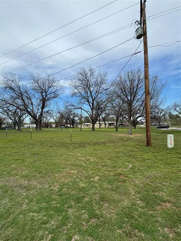 155 Pawnee Trail, Weatherford, TX 76087