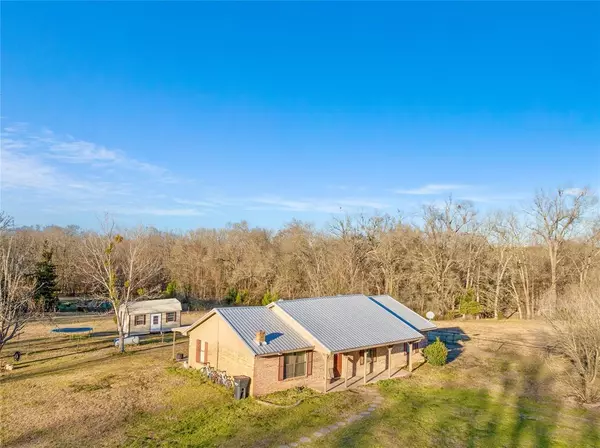 Bogata, TX 75417,239 County Road 1482