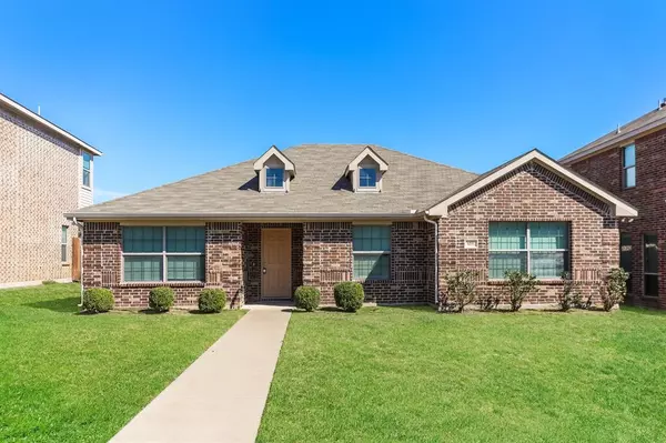 618 Canvas Court, Lancaster, TX 75146