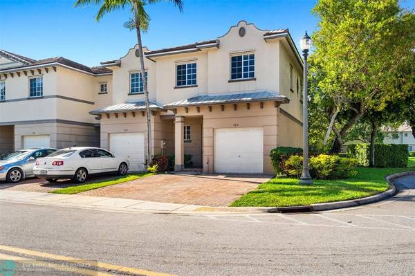 Riviera Beach, FL 33404,975 Tortuga Ln  #975