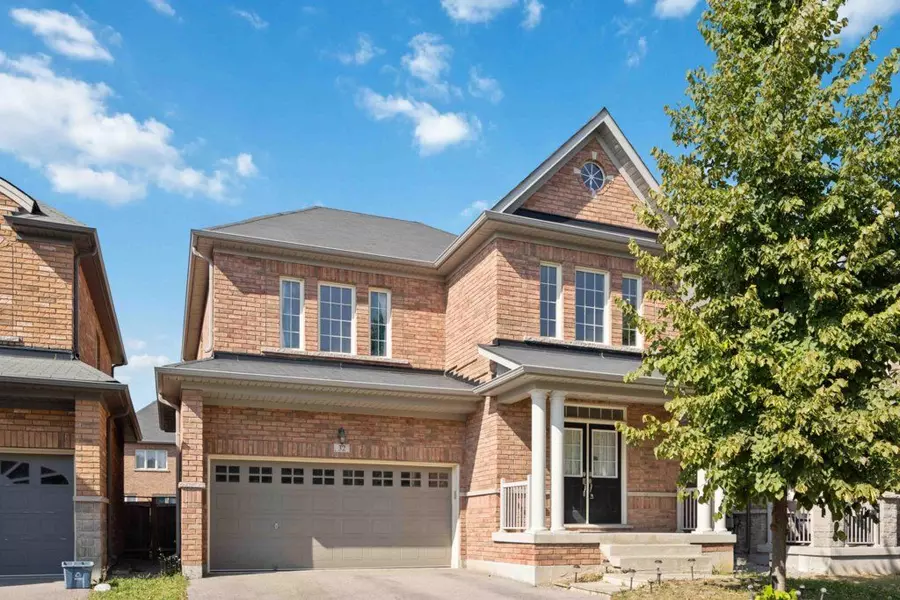 32 Hyacinth ST, Markham, ON L6E 0P4