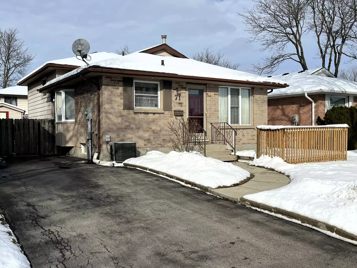 London, ON N5V 3W6,71 Speight CRES